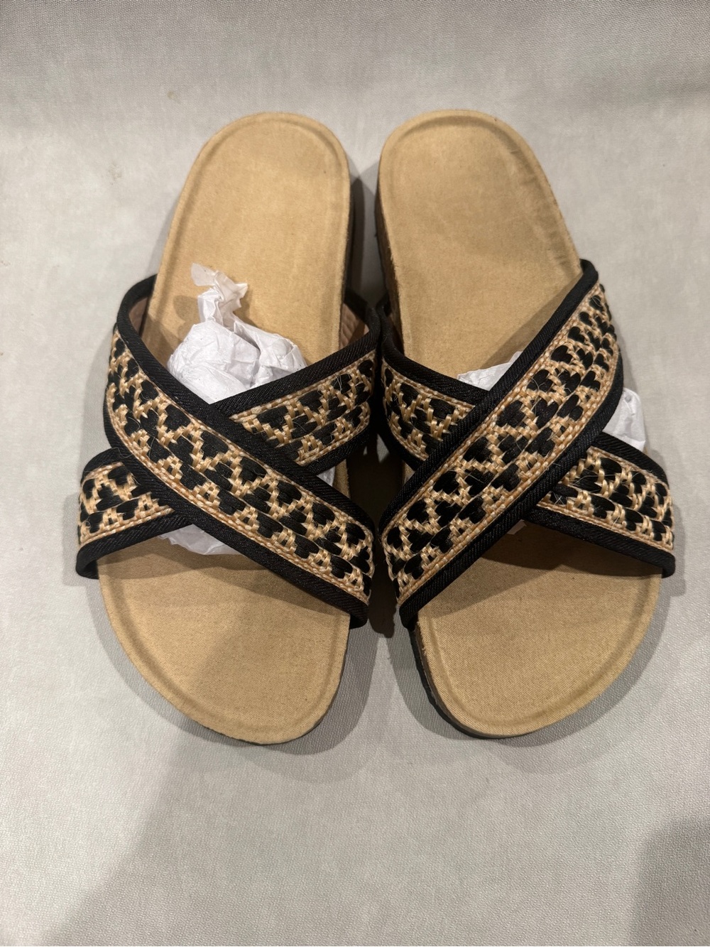 Studio 1886 Comfort Crisscross Sandals Size 8